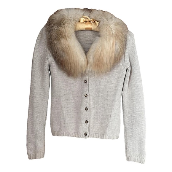 🦋 Vintage 1997 Blumarine Wool Cashmere Fox Fur Collar Cardigan Sweater IT 38 - Picture 1 of 17